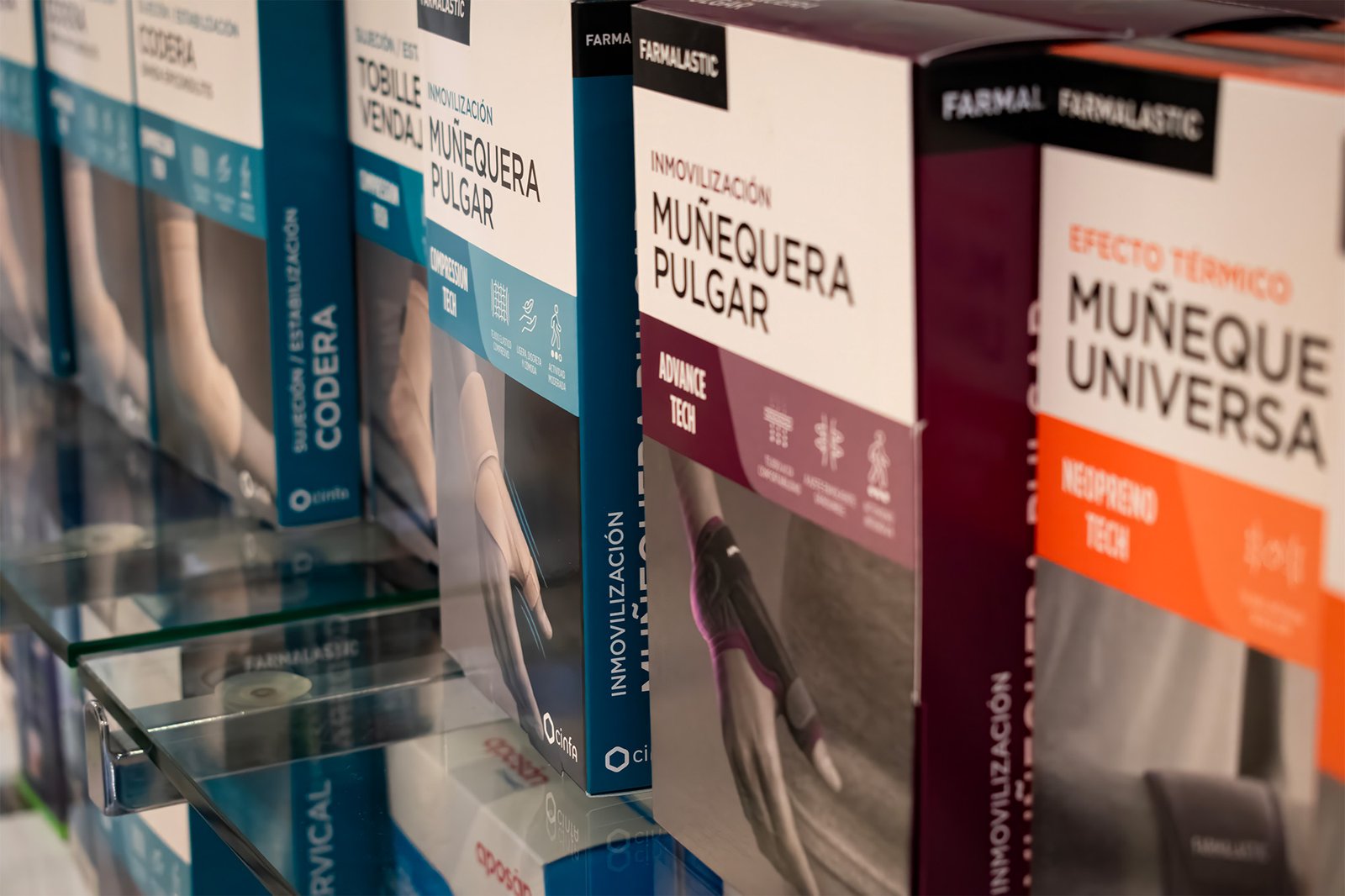 Muñequeras universales en farmacia buenavista getafe ortopedia